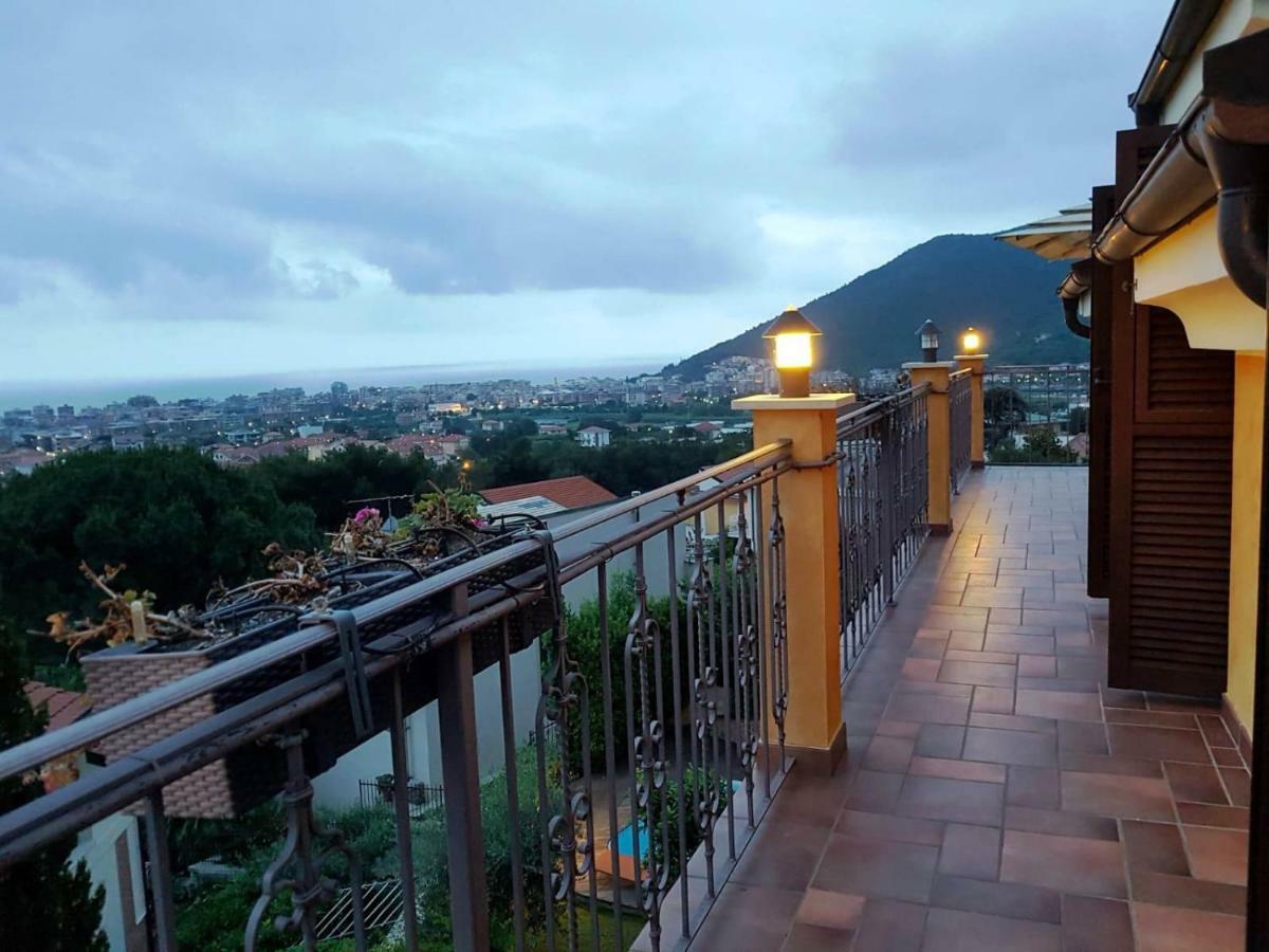 Villa Pineland Borghetto Santo Spirito Eksteriør billede