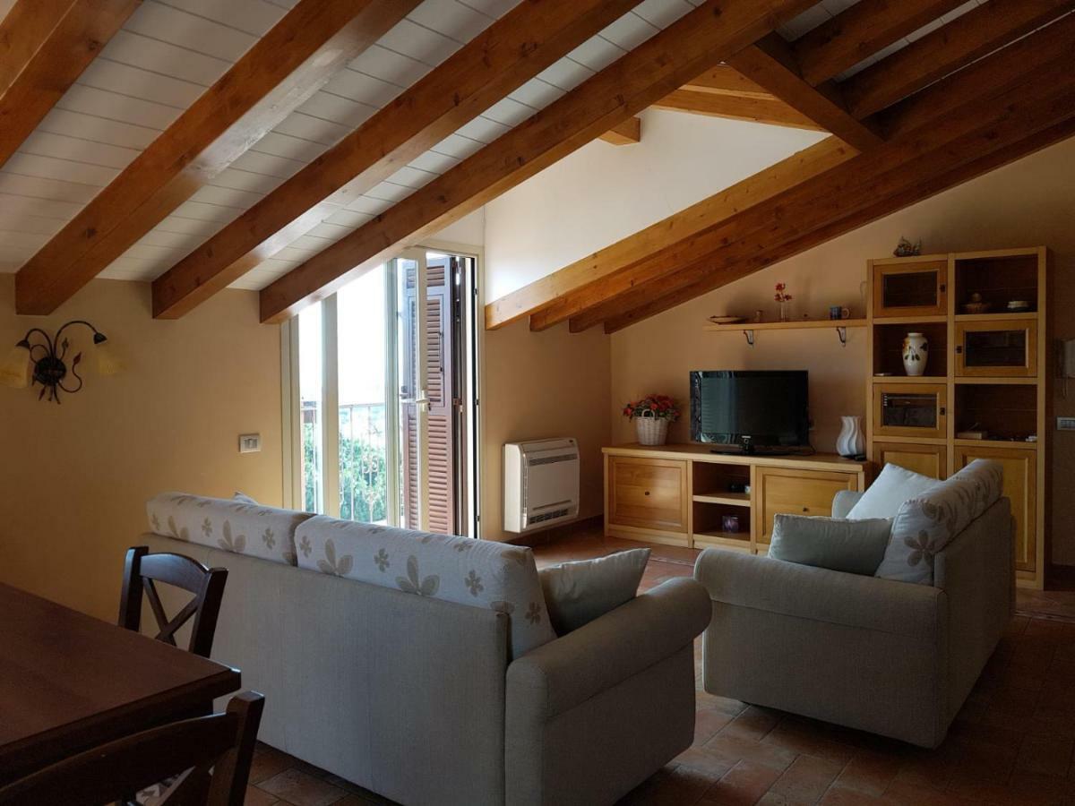 Villa Pineland Borghetto Santo Spirito Eksteriør billede