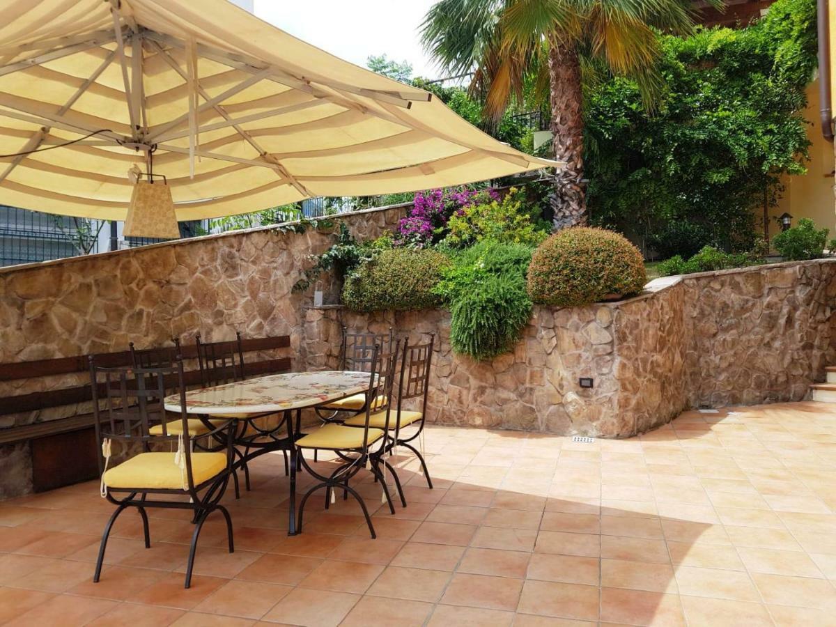 Villa Pineland Borghetto Santo Spirito Eksteriør billede