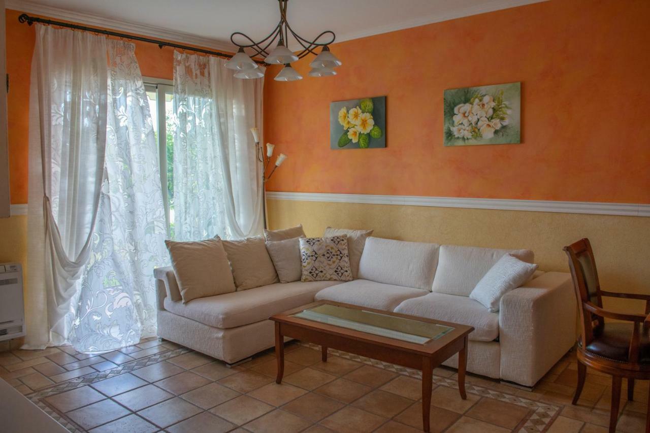 Villa Pineland Borghetto Santo Spirito Eksteriør billede