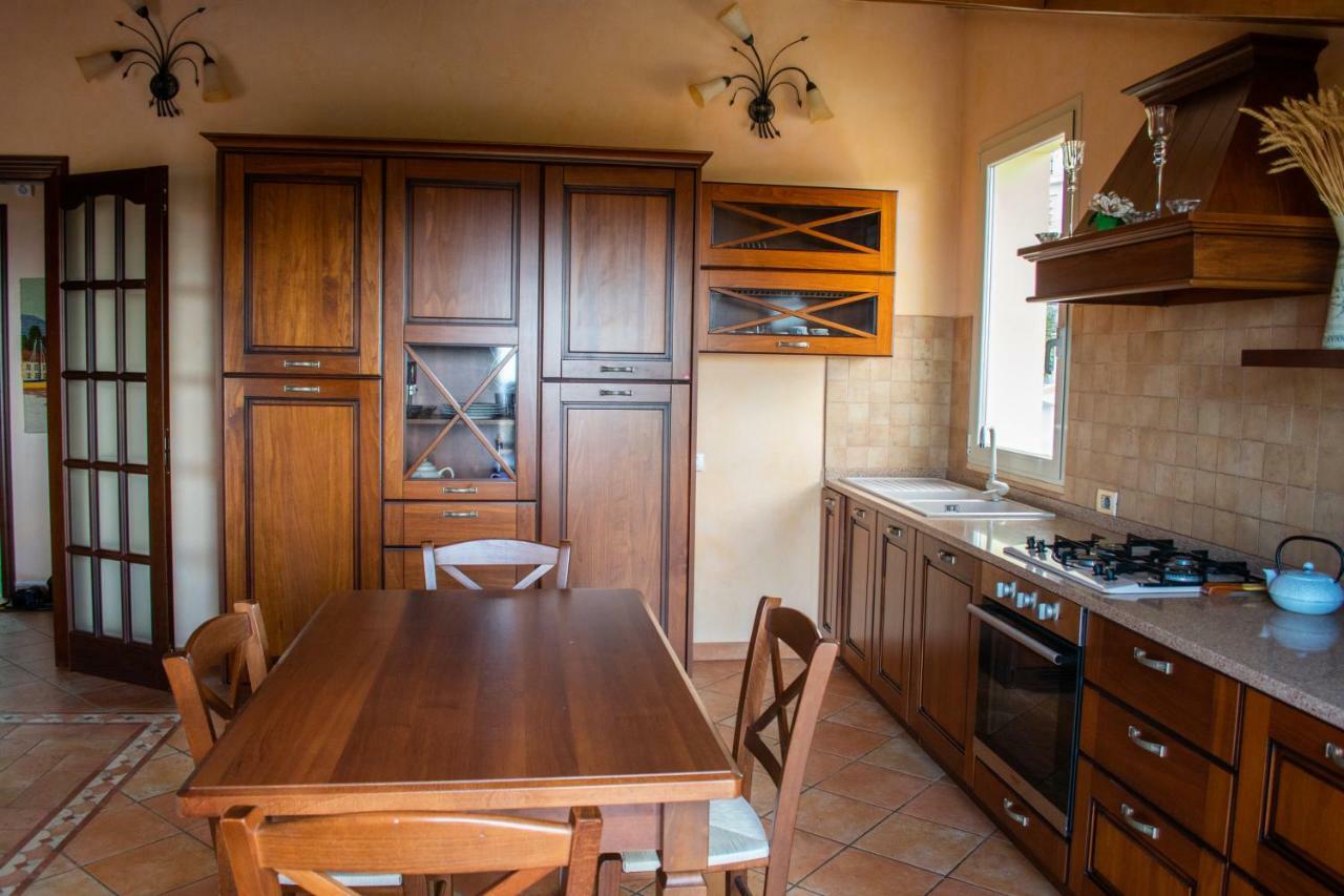 Villa Pineland Borghetto Santo Spirito Eksteriør billede
