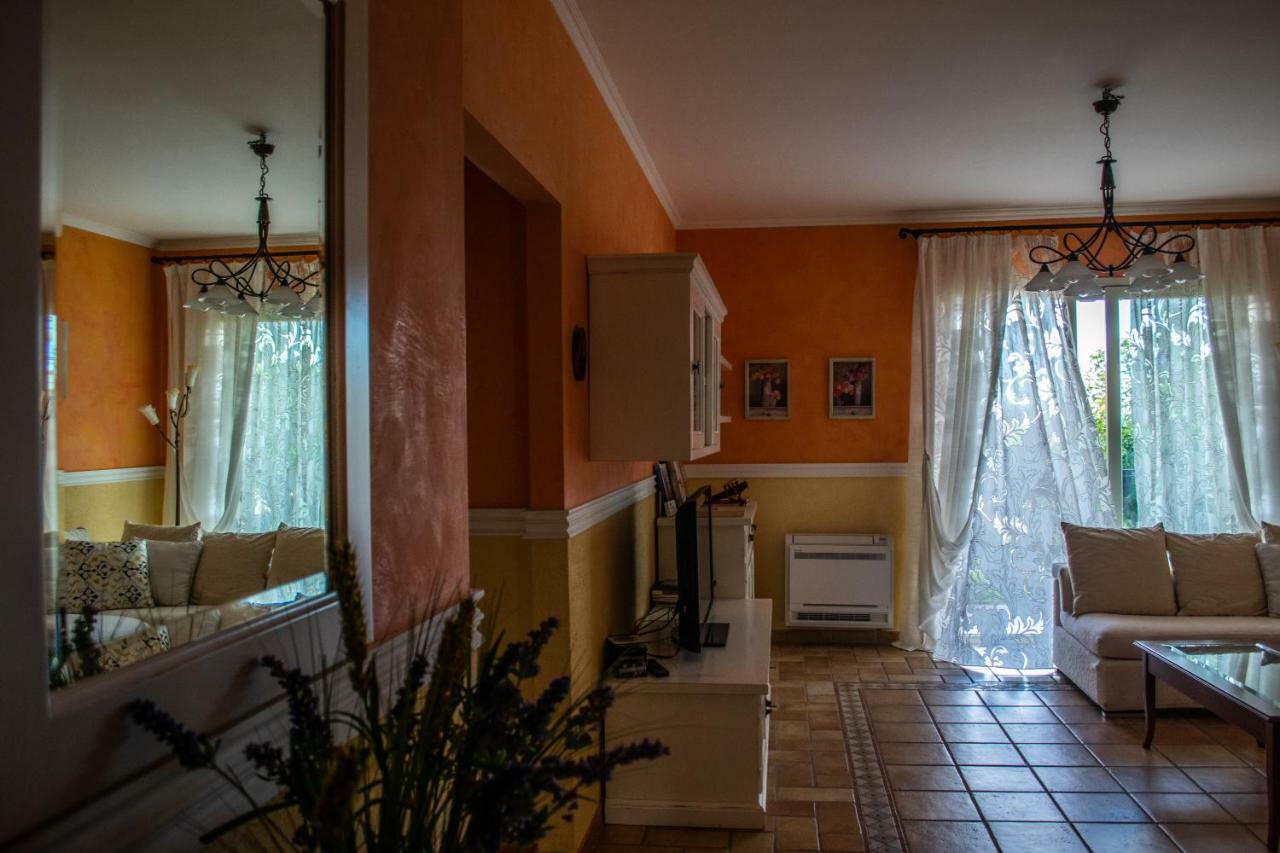 Villa Pineland Borghetto Santo Spirito Eksteriør billede